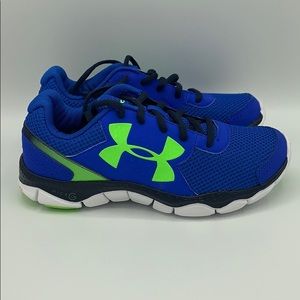 Under Armor Kids Shoes Brand New Sz 4Y